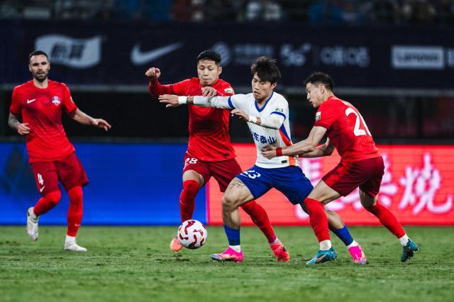 IQIYI 体育官网-泰山南征让三追四老崔心惊 9天3赛轮换制成疑问