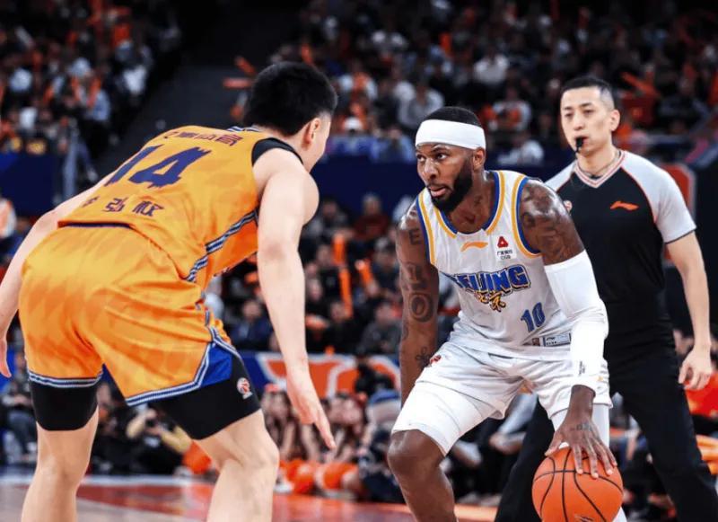 IQIYI 体育官网-北京67-86上海 球员评价:1人及格,9人低迷