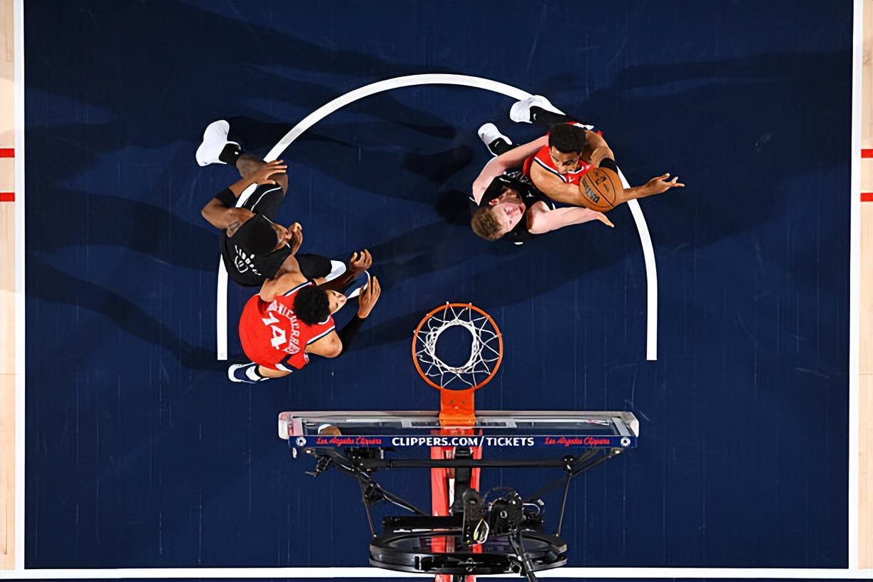 IQIYI 体育登录入口-垃圾时间连续拿下8分,锋线新星会有机会继续留在快船吗?