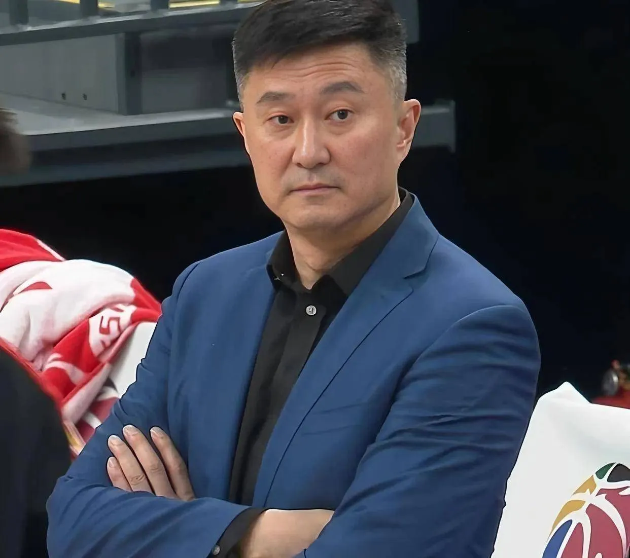 IQIYI 体育平台-广东3消息！杜锋强调球队困难，焦泊乔婉拒归队，萨姆纳伤缺两周